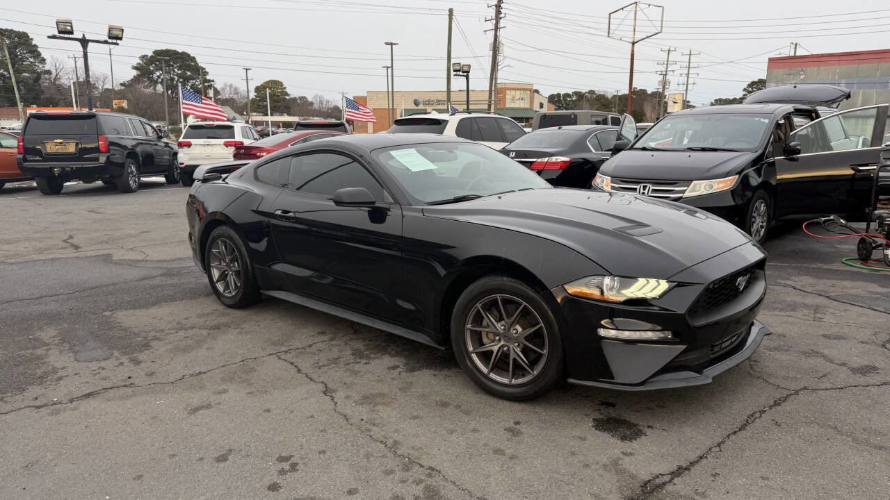 Used 2018 Ford Mustang EcoBoost 2dr Fastback image 10