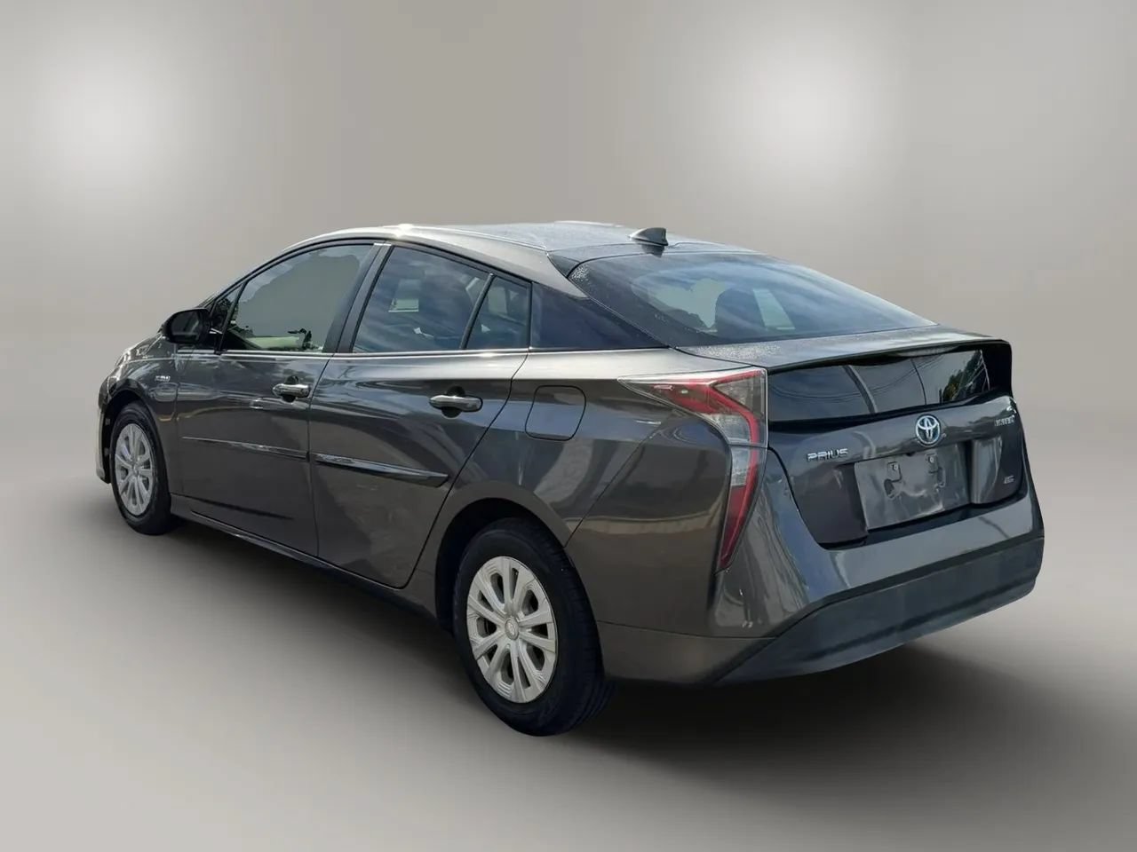 Used 2017 Toyota Prius Two FWD image 6