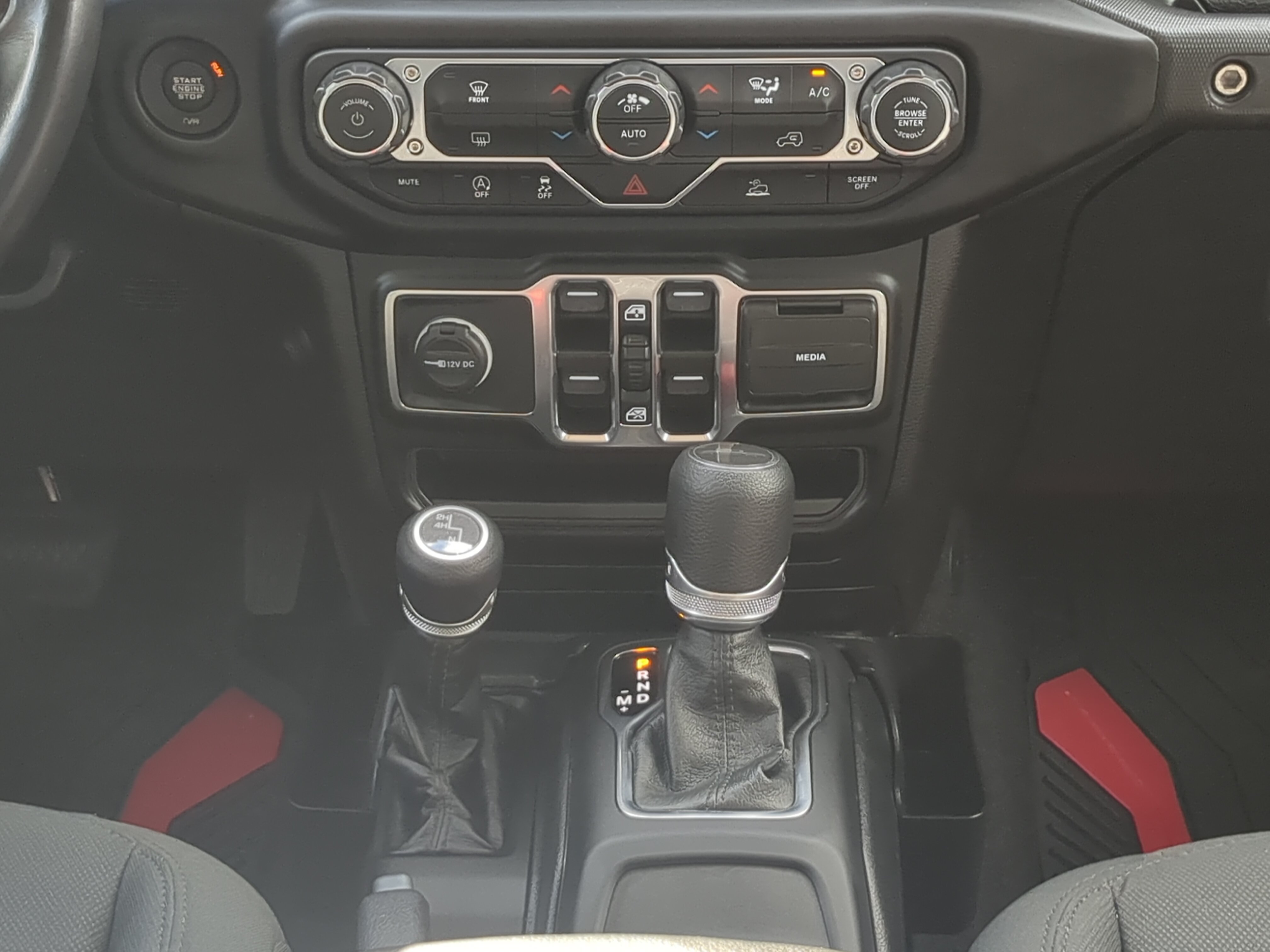 Used 2021 Jeep Gladiator Sport AWD/4WD image 17