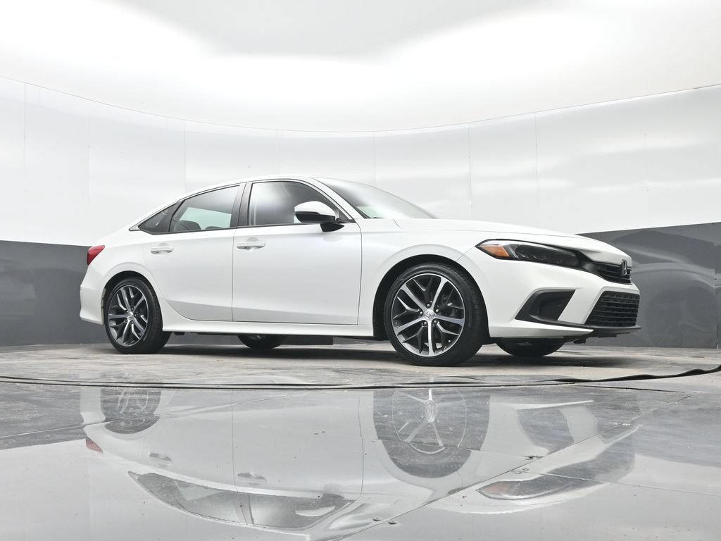 Used 2022 Honda Civic Touring image 32