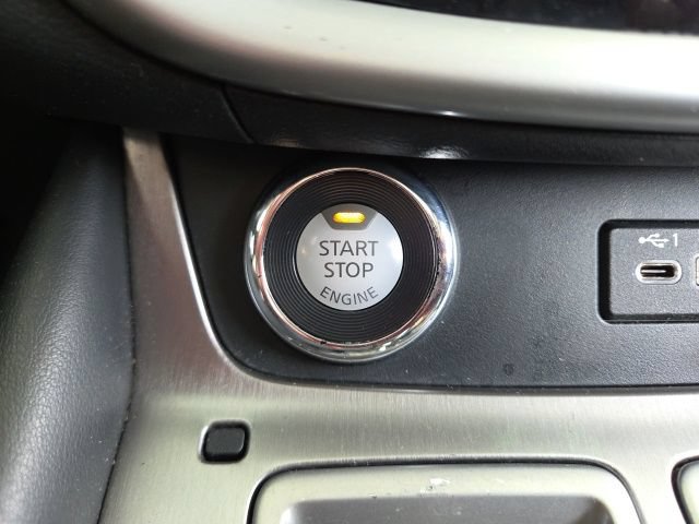 Used 2019 Nissan Murano SL AWD/4WD image 16