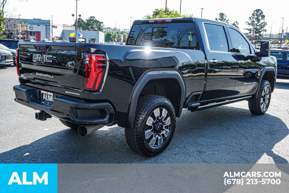 Used 2025 GMC Sierra 3500 Denali w/ Denali Reserve Package AWD/4WD image 5