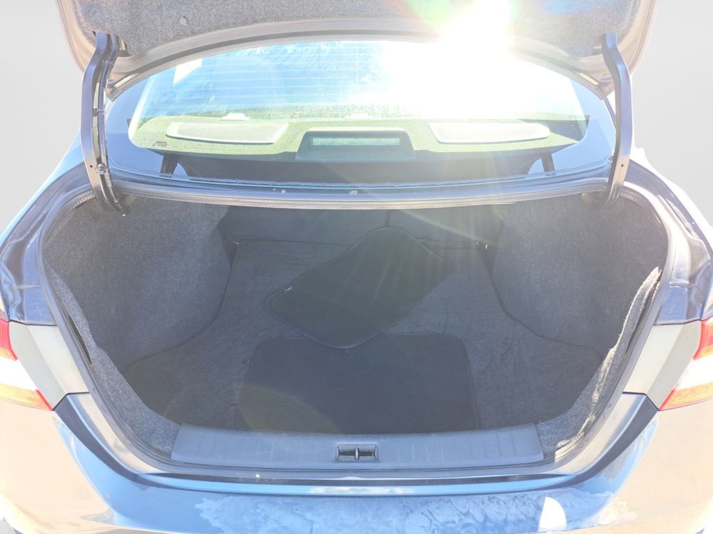 Used 2013 Nissan Sentra S image 12