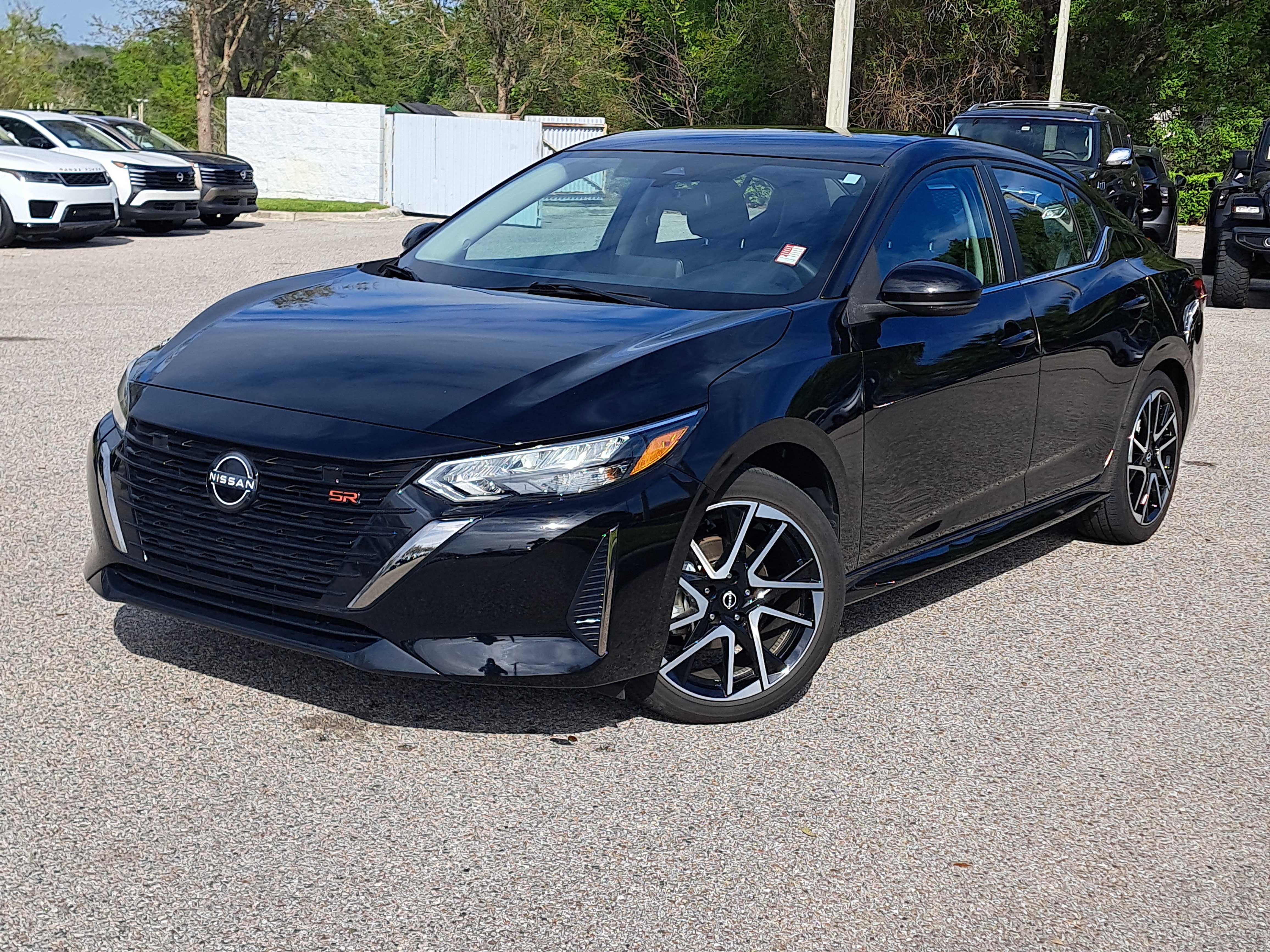 Certified 2025 Nissan Sentra SR image 32