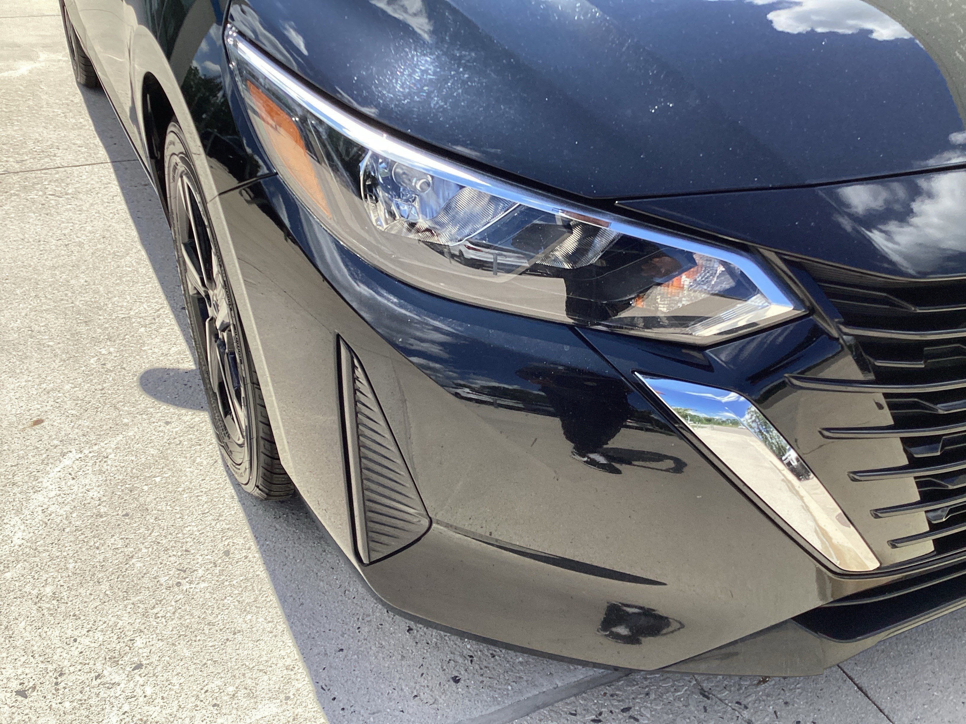Used 2025 Nissan Sentra SV w/ All-Weather Package FWD image 11