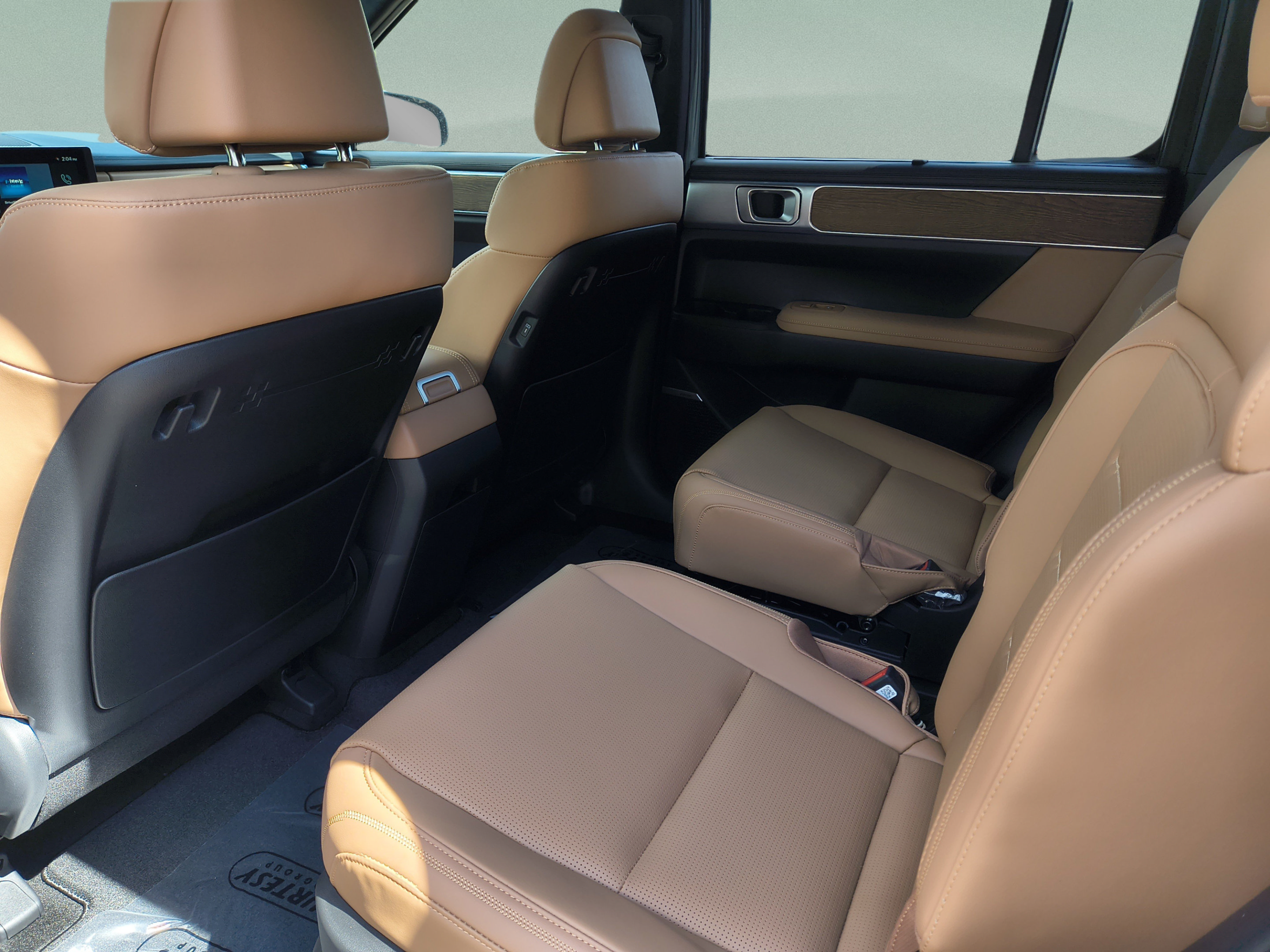 New 2027 Hyundai Santa Fe Calligraphy FWD image 16