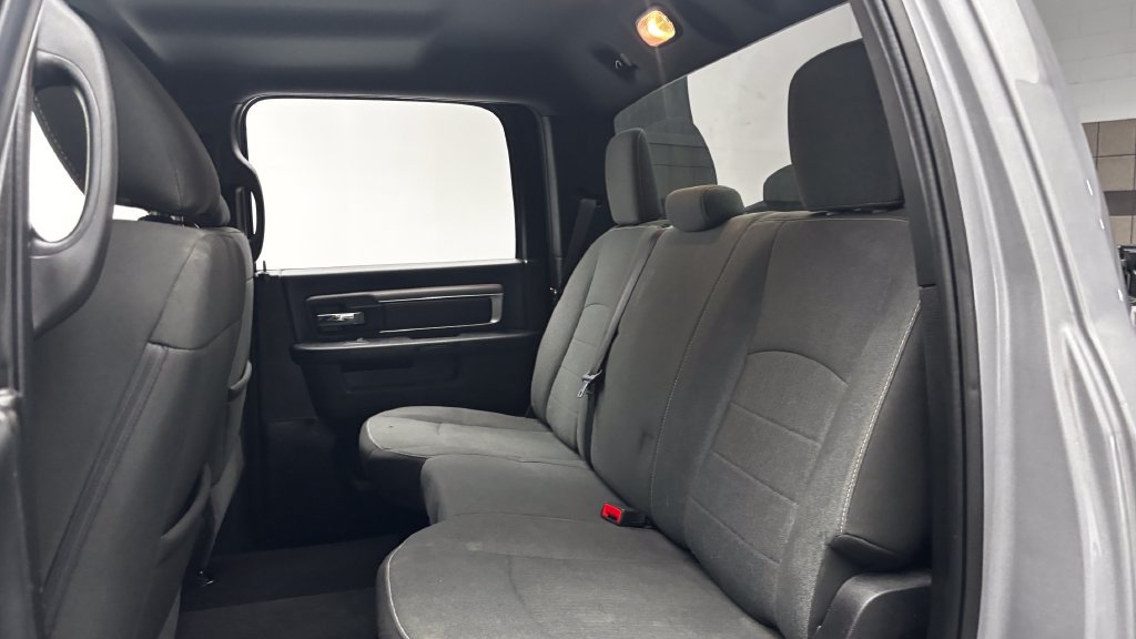 Used 2024 RAM 1500 Warlock AWD/4WD image 29