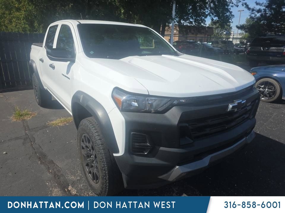 Used 2023 Chevrolet Colorado Trail Boss w/ Advanced Trailering Package