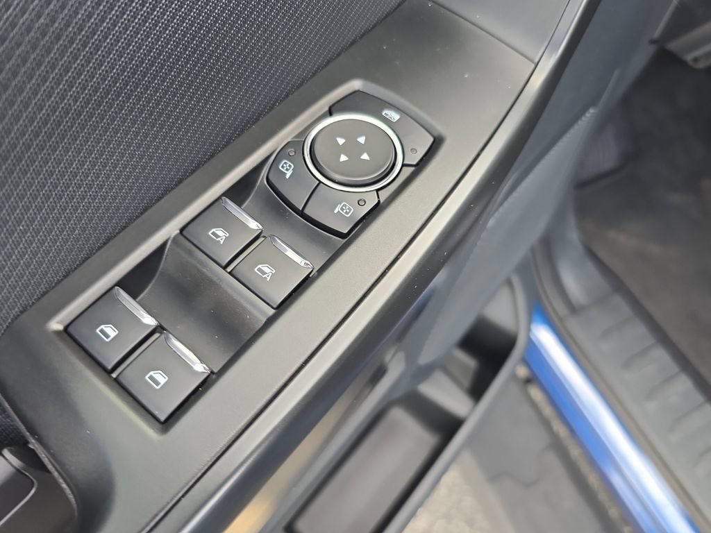 Used 2025 Ford F150 STX w/ Equipment Group 200A RWD image 19