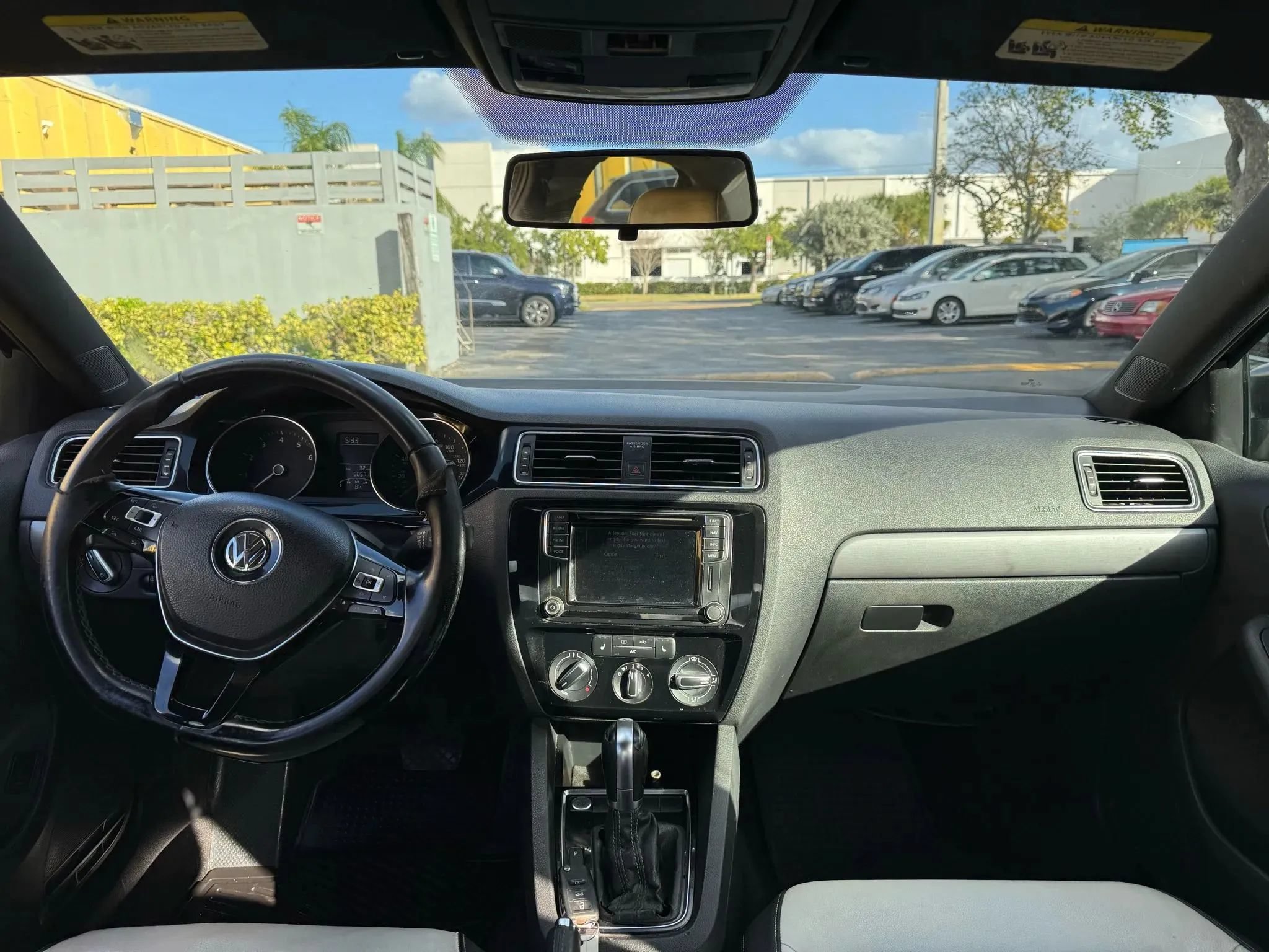 Used 2017 Volkswagen Jetta Sport FWD image 16