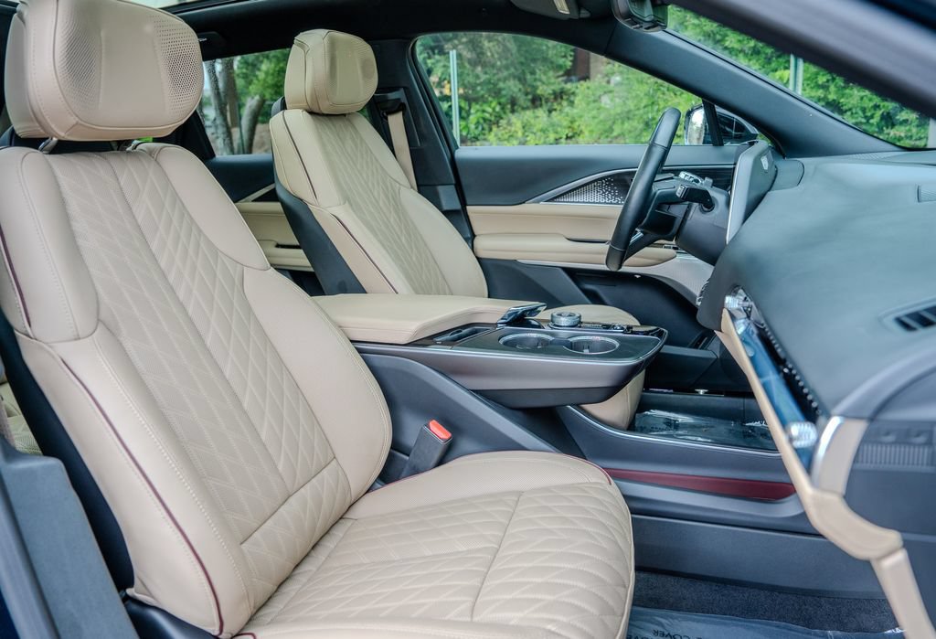 Used 2024 Cadillac Lyriq Sport w/ Nappa Leather Package AWD/4WD image 21