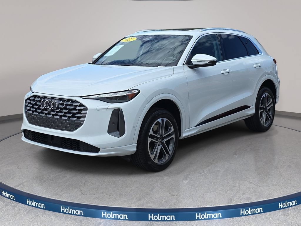 Certified 2025 Audi Q5 Premium w/ Convenience Package