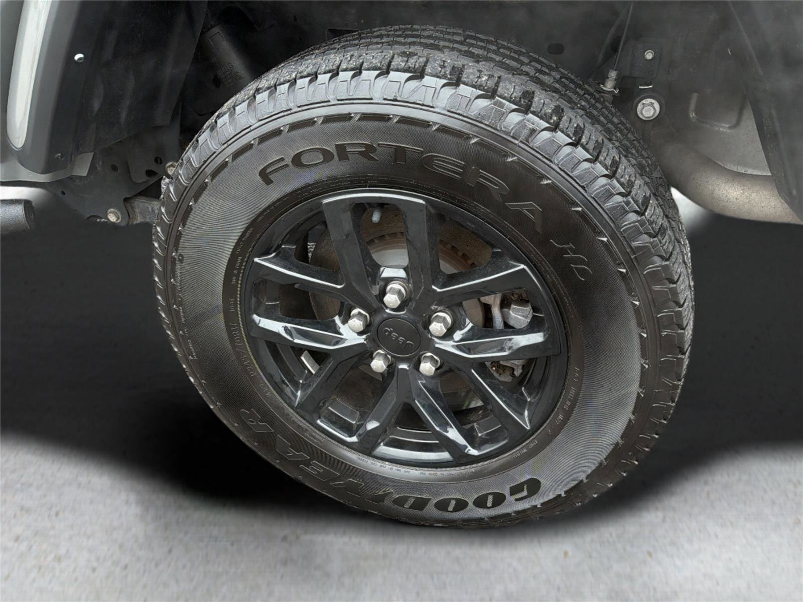 Used 2021 Jeep Gladiator Sport image 35