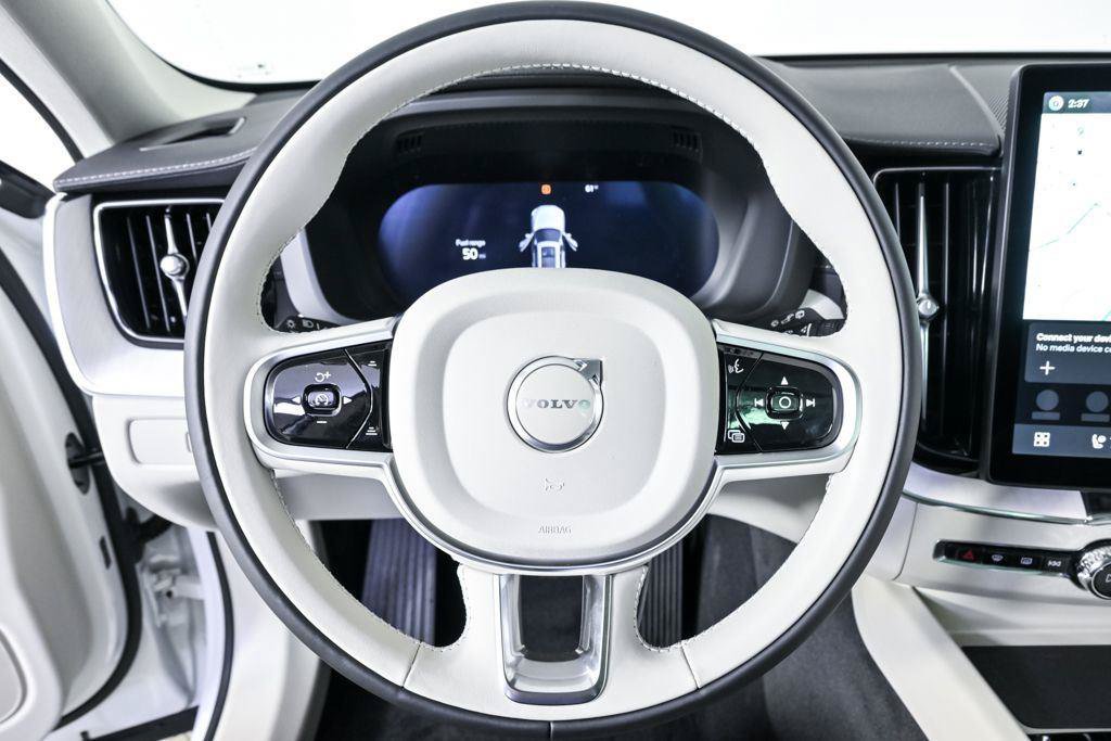 Used 2026 Volvo XC60 B5 Ultra w/ Protection Package Premier AWD/4WD image 9