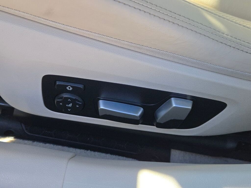 Used 2023 BMW 840i Gran Coupe xDrive w/ Comfort Seating Package image 23