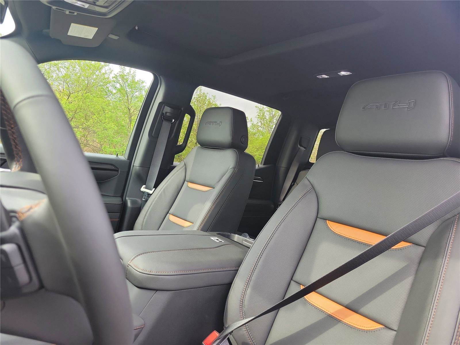 New 2026 GMC Sierra 1500 AT4 w/ AT4 Premium Package image 16