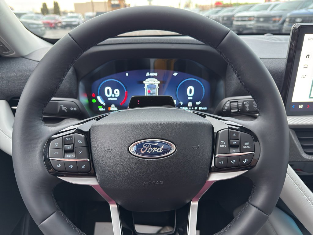 New 2026 Ford Explorer Platinum w/ LUX Leather Package image 15