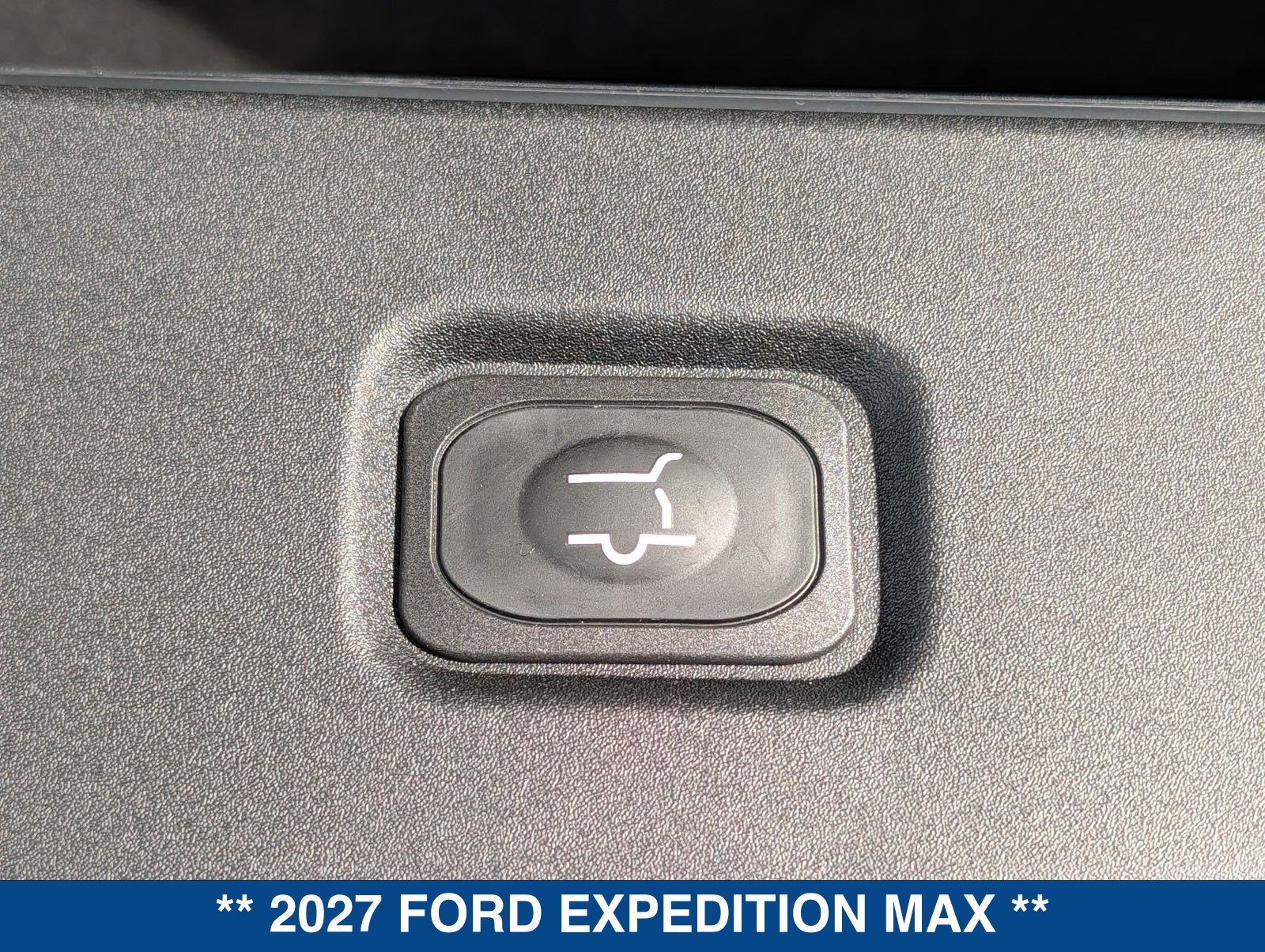 New 2027 Ford Expedition Max Active RWD image 17
