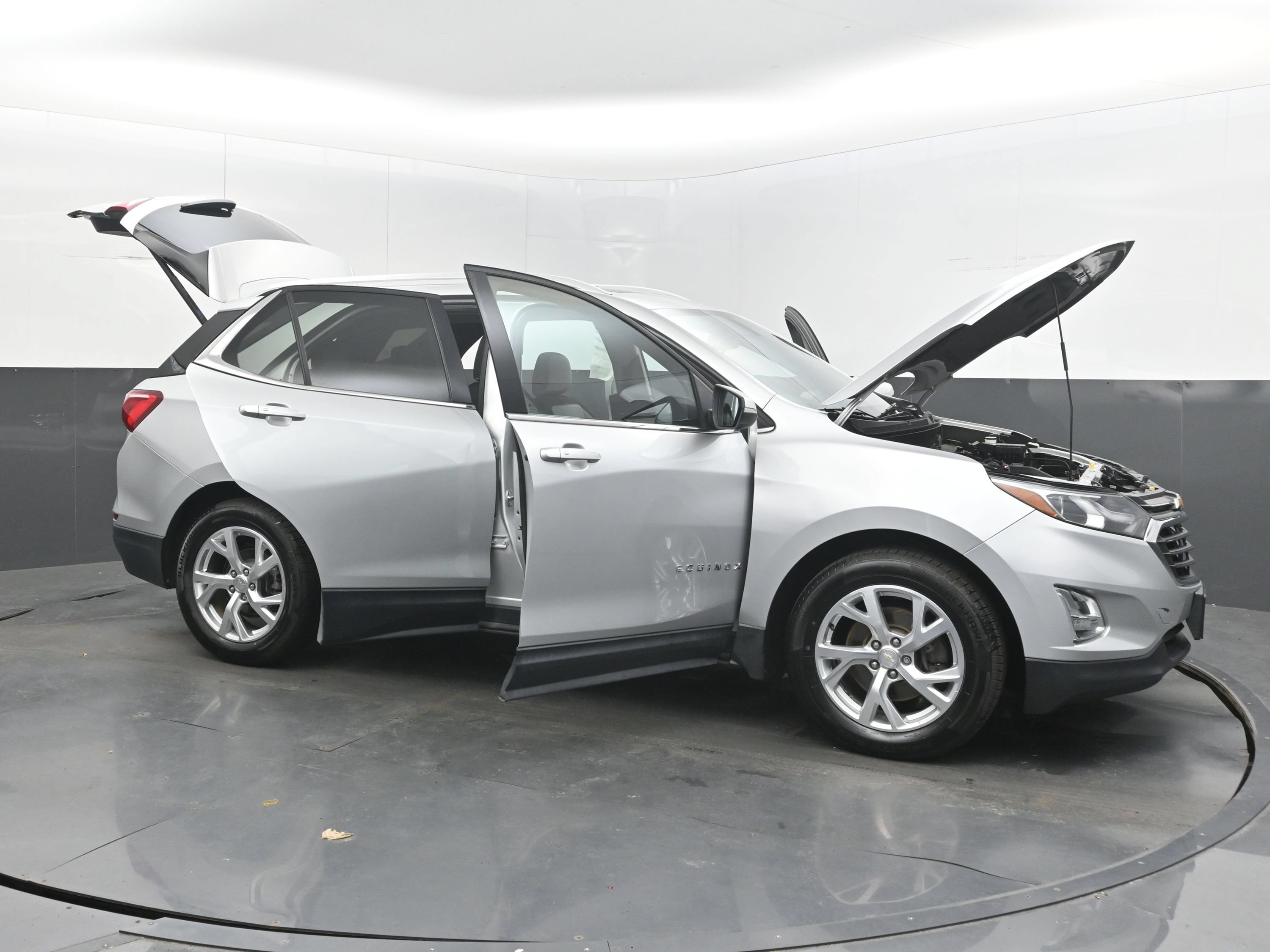 Used 2019 Chevrolet Equinox LT w/ Sun & Navigation Package FWD image 49