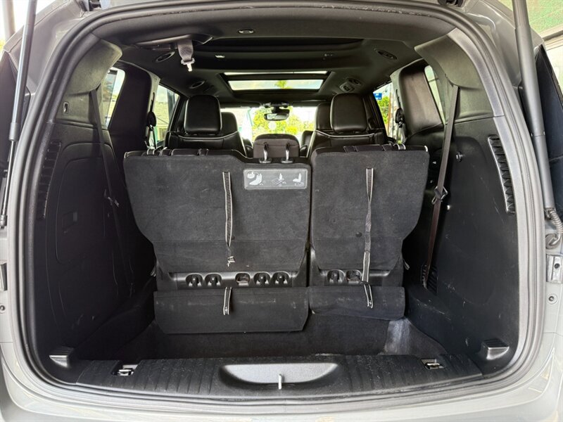 Used 2021 Chrysler Pacifica Limited w/ S Appearance Package image 40