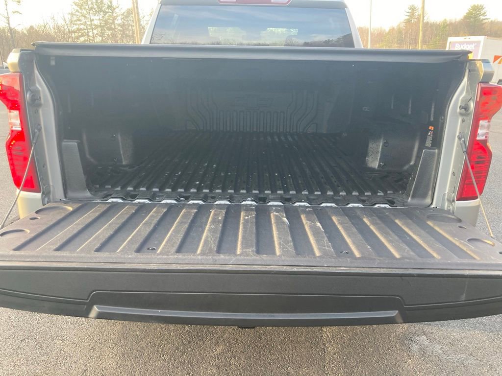 Used 2023 Chevrolet Silverado 1500 LT image 38