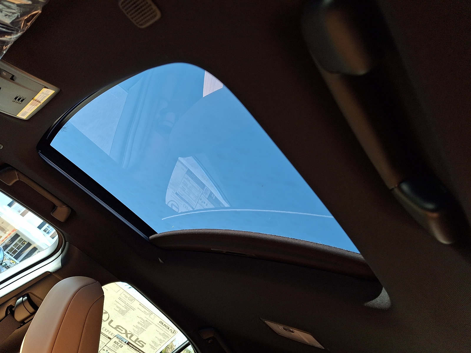 New 2025 Lexus UX 300h AWD image 10