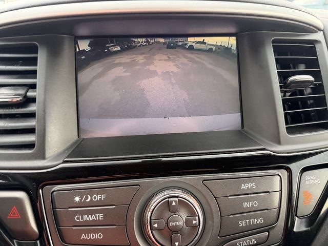 Used 2019 Nissan Pathfinder S AWD/4WD image 24