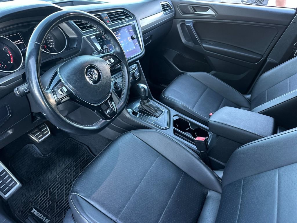 Used 2021 Volkswagen Tiguan SE R-Line image 10