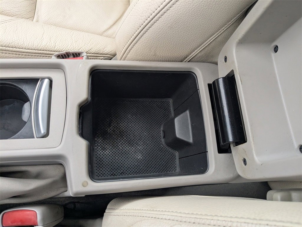 Used 2007 Volvo C70 T5 image 24