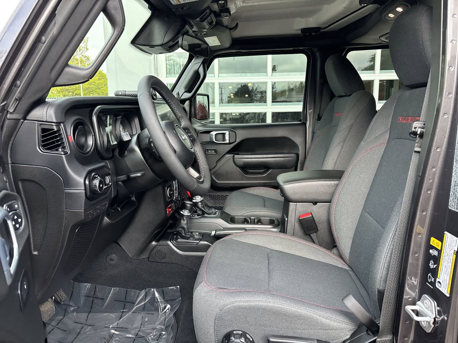 Used 2026 Jeep Wrangler Unlimited Rubicon AWD/4WD image 9