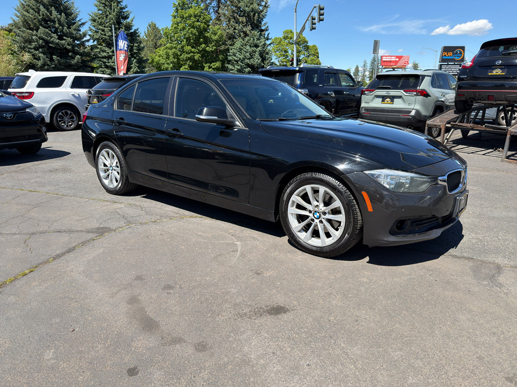 Used 2016 BMW 320i xDrive Sedan AWD/4WD image 10