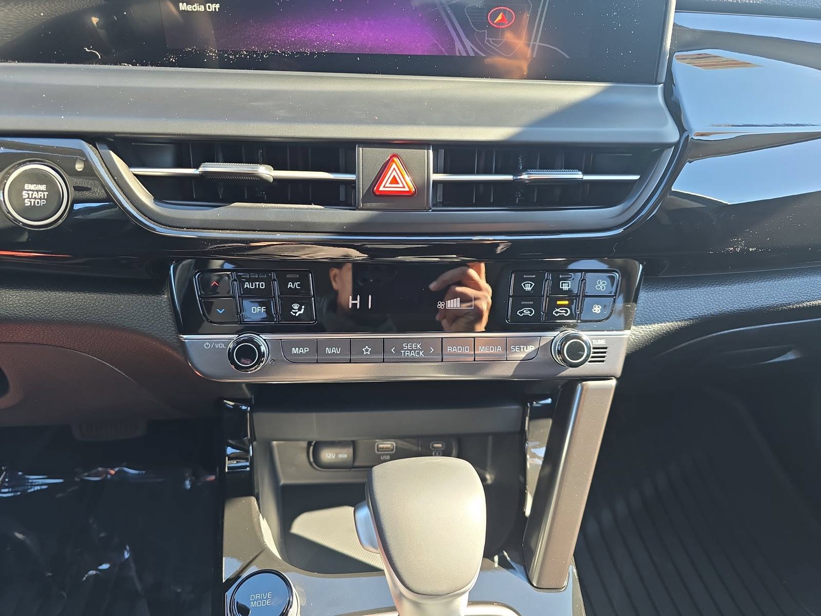 New 2026 Kia Seltos S FWD image 23