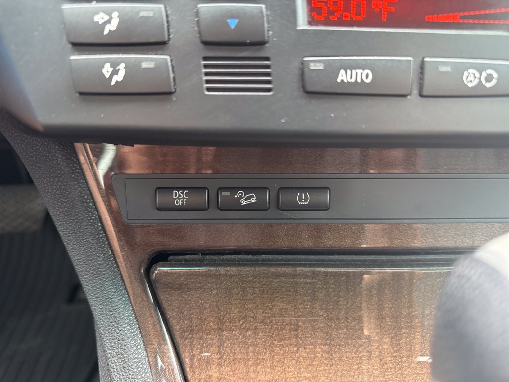 Used 2006 BMW X3 3.0i AWD/4WD image 19
