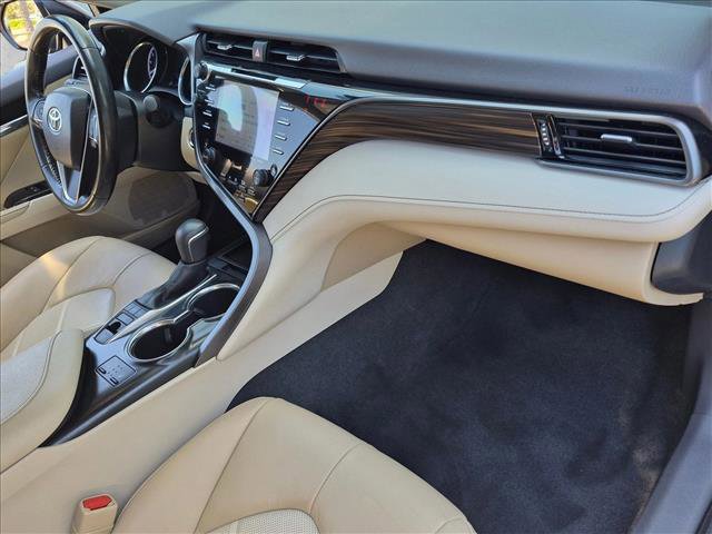 Used 2019 Toyota Camry XLE image 20