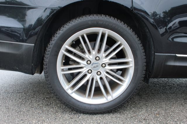Used 2019 Lincoln MKT AWD image 38