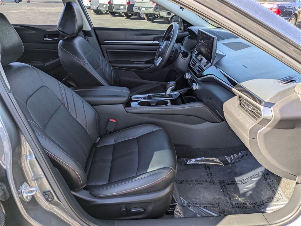 Used 2024 Nissan Altima 2.0 SR image 18