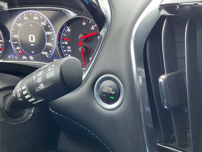 Used 2023 Chevrolet Traverse Premier image 26