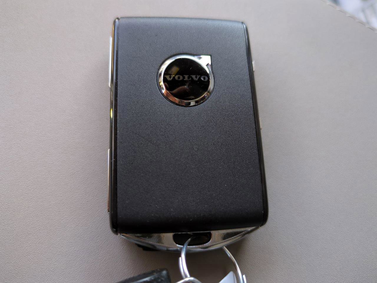 New 2026 Volvo XC60 T8 Plus image 26