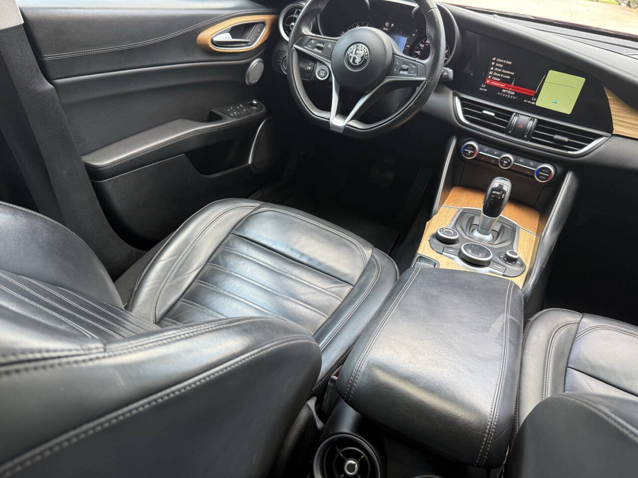 Used 2017 Alfa Romeo Giulia Ti w/ TI Lusso Light Wood Package RWD image 25