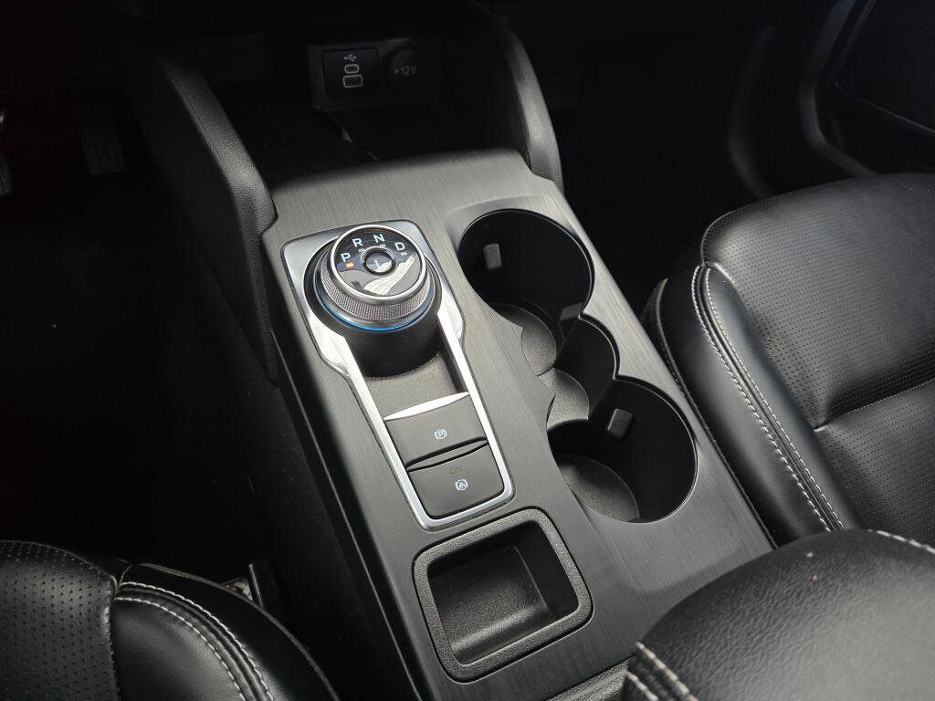Used 2024 Ford Escape Platinum AWD/4WD image 34