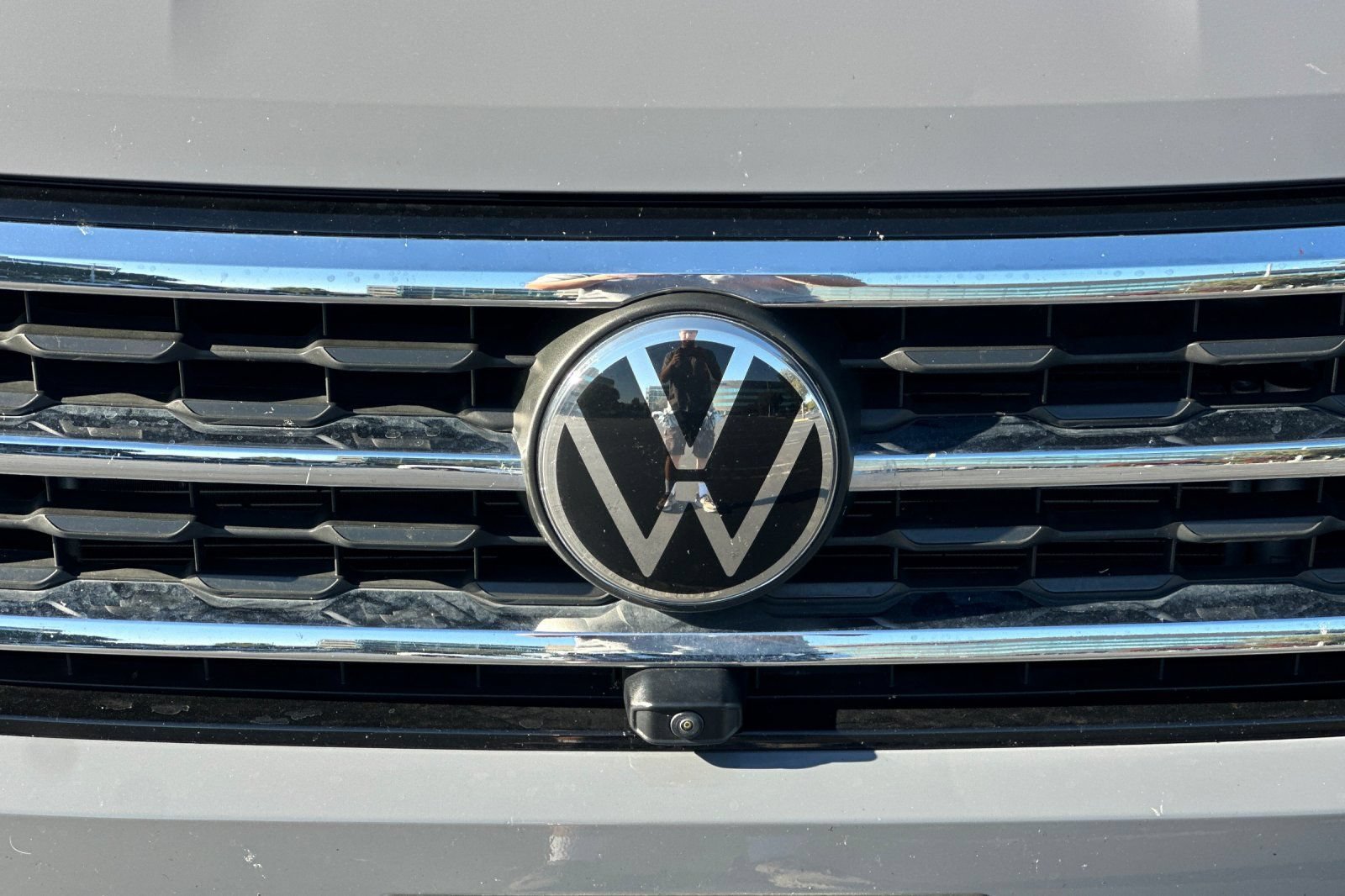 Used 2021 Volkswagen Atlas Cross Sport SEL Premium R-Line w/ Luggage Net & Mats Package AWD/4WD image 47