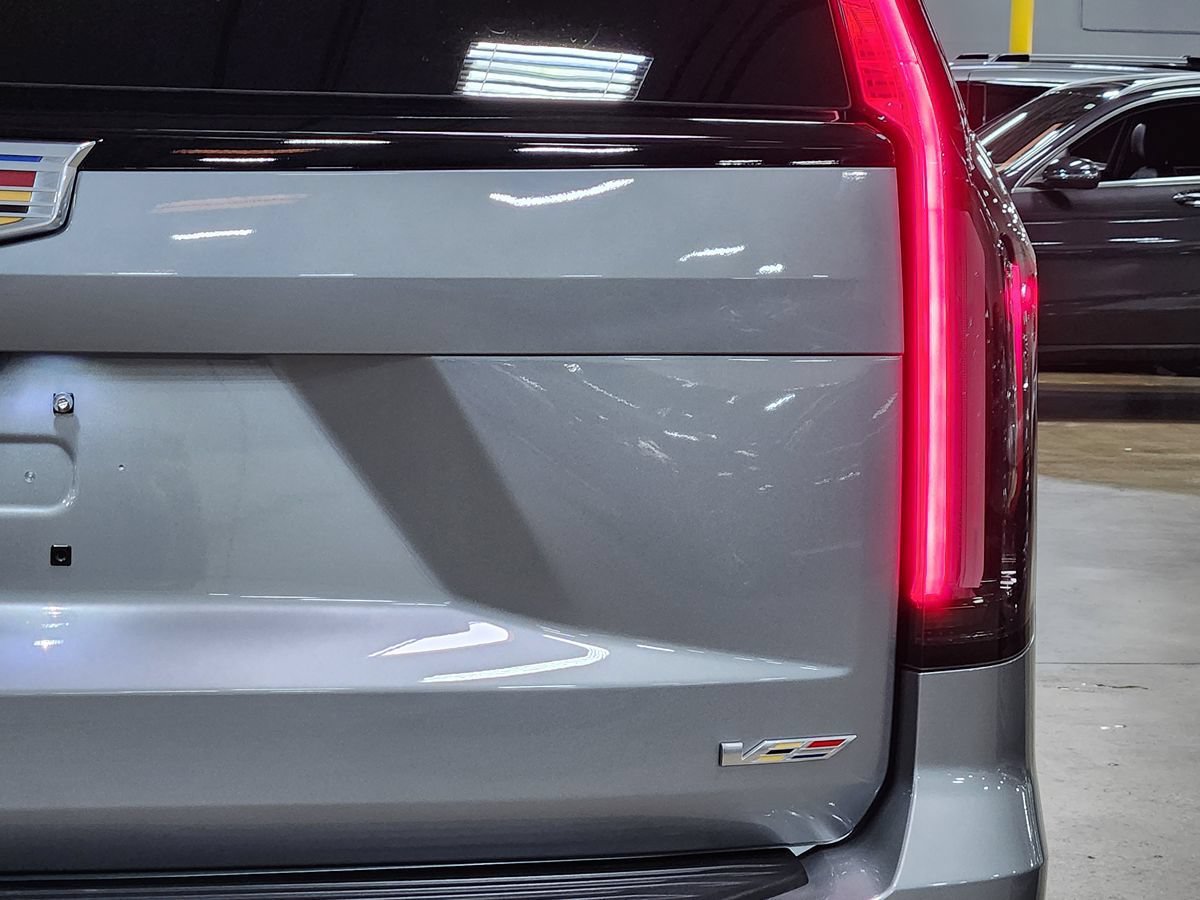 Used 2023 Cadillac Escalade V AWD/4WD image 22