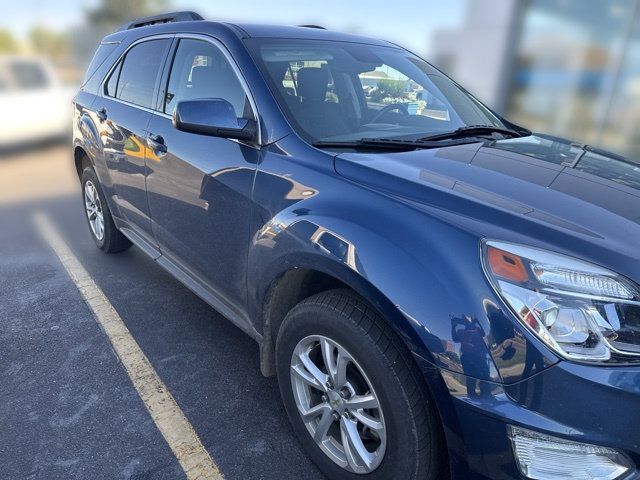 Used 2017 Chevrolet Equinox LT w/ Convenience Package FWD image 3