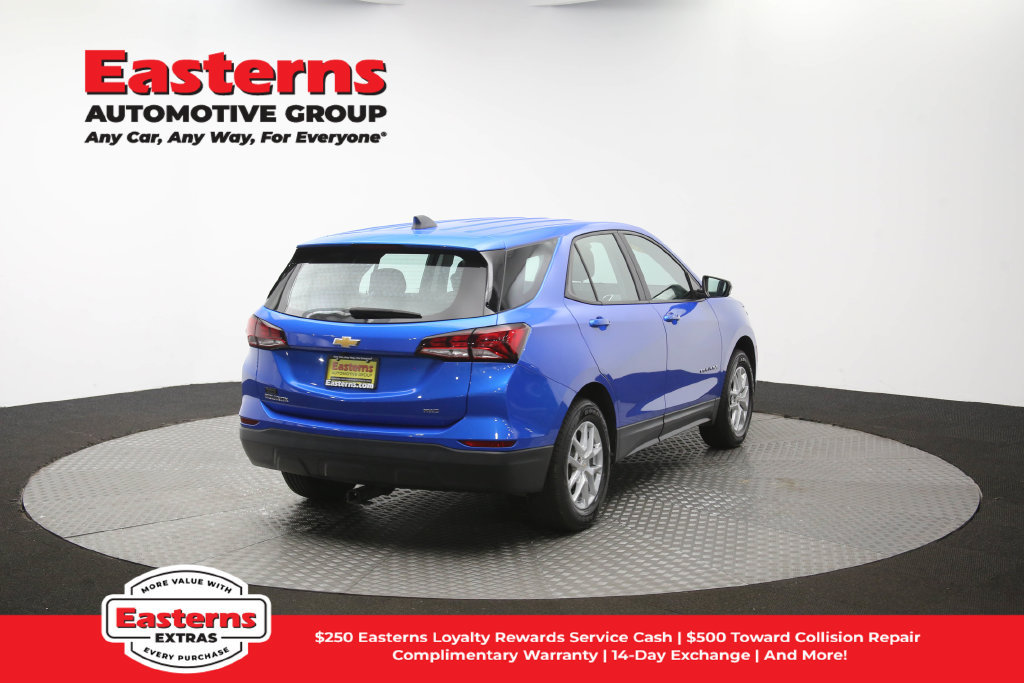Used 2024 Chevrolet Equinox LS AWD/4WD image 40