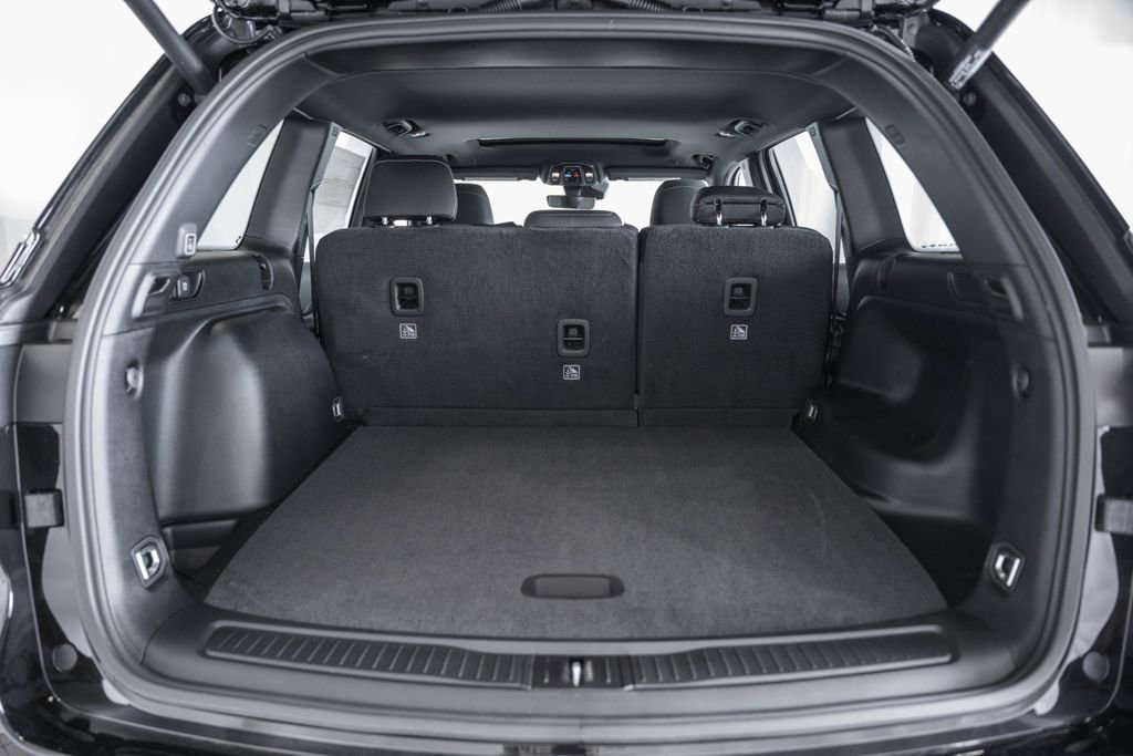 New 2025 Jeep Grand Cherokee Laredo X image 9