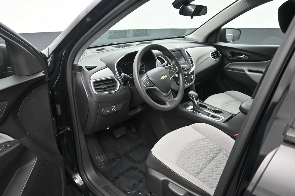 Used 2024 Chevrolet Equinox LS FWD image 11