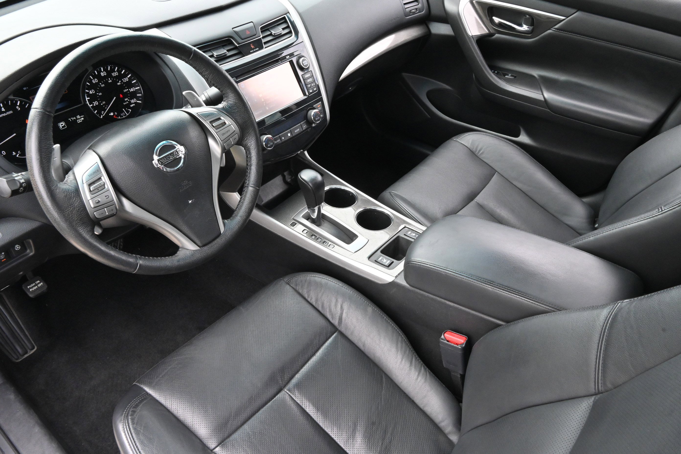 Used 2015 Nissan Altima 3.5 SL FWD image 14