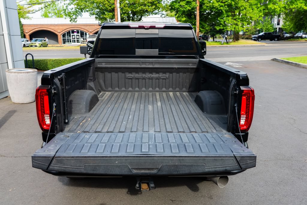 Used 2020 GMC Sierra 2500 Denali w/ Denali Ultimate Package AWD/4WD image 8
