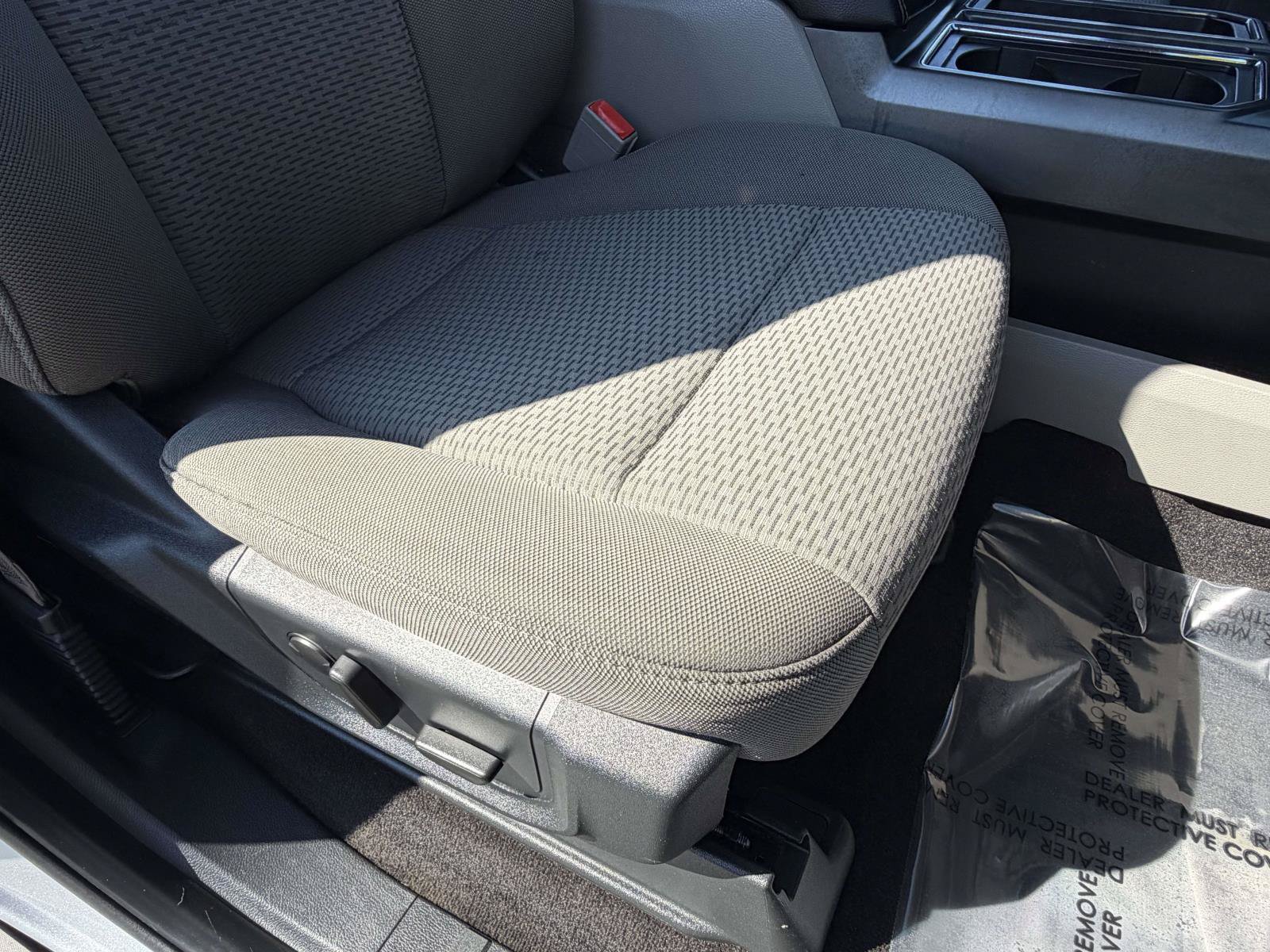 Used 2019 Ford F150 XLT w/ Equipment Group 302A Luxury AWD/4WD image 29