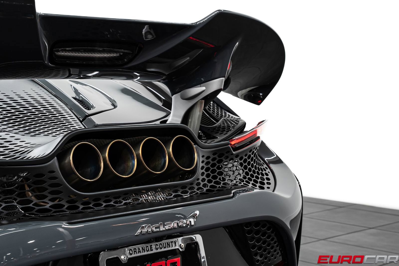 Used 2022 McLaren 765LT image 27